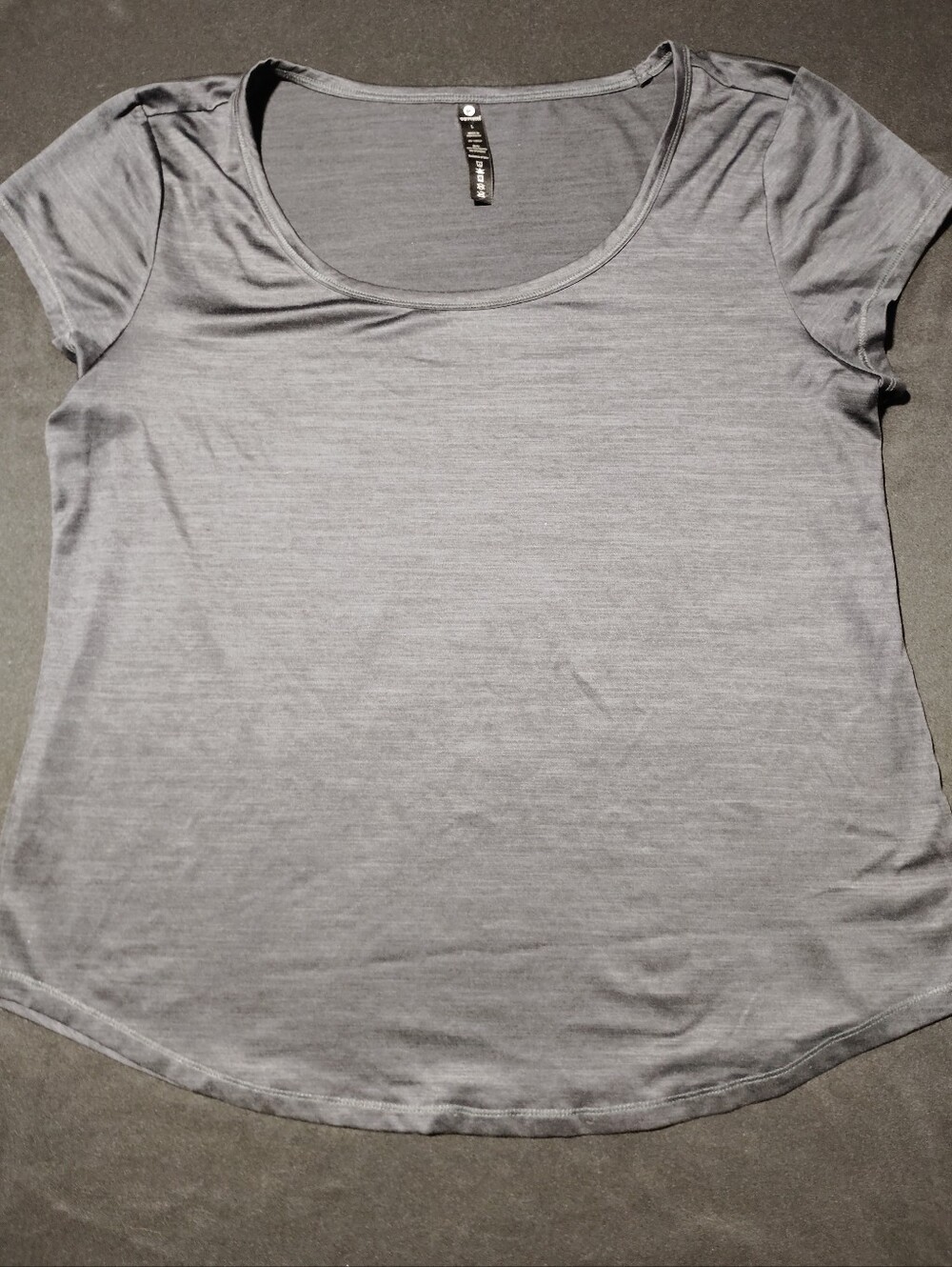 90 Degree By Reflex Scoop Neck Short Sleeve Tee in Gray